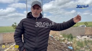 فاعل جمعوي بالكارة بفضح تدبير النظافة ويعري واقع مدينة تحولت إلى مطارح عشوائية