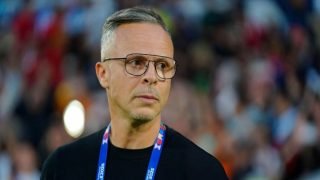 محمد وهبي يتلقى أخبارًا محزنة بشأن نجم المنتخب الوطني