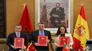 كأس العالم 2030.. توقيع مذكرة تفاهم وخطة عمل ثلاثية بين المغرب وإسبانيا والبرتغال للفترة 2026-2030 في مجال التعاون العدلي الدولي