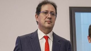 قرار عاجل يثير جدلاً داخل نادي الوداد