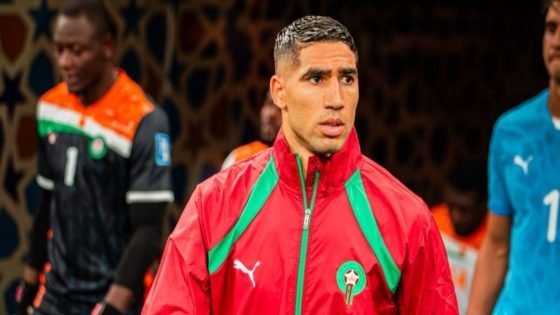 حكيمي يوضح أسباب رفضه اللعب لإسبانيا واختياره المنتخب المغربي