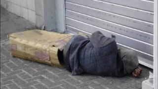 تصاعد ظاهرة التشرد يثير قلق الحقوقيين في المغرب