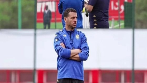 قرار مدرب الوداد بشأن انضمام نصير إلى الجهاز الفني