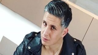 سي مهدي يروج لأغنيته الجديدة ‘Mi Amor’ – فيديو