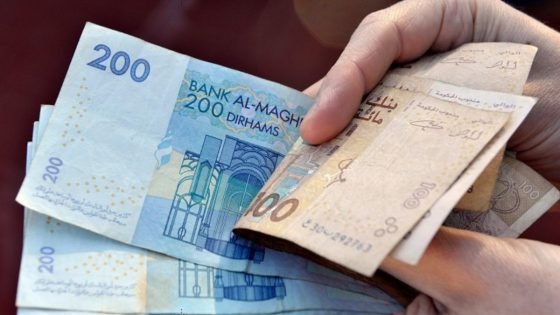 الحكومة تعلن موعد صرف رواتب موظفي القطاع العام قبل عيد الأضحى