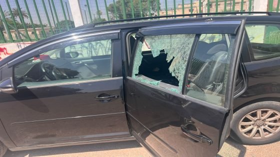 مطالب بالتحقيق في تكسير زجاج عدد من سيارة الاطر التعليمية بعين الشق اتناء إجراء امتحانات الباك