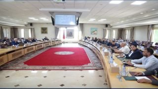 وزير الداخلية يعقد اجتماعين مع قادة ومسؤولي الأحزاب السياسية حول الاستعدادات لانتخاب أعضاء مجلس النواب ليوم 23 شتنبر 2026 (بلاغ)