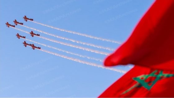 عيد العرش المجيد .. القوات المسلحة الملكية تنظم عروضا جوية وقفزات استعراضية بالمظلات