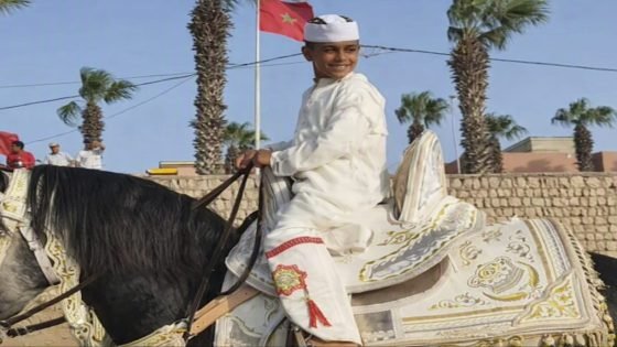 عيسى.. أصغر فرسان التبوريدة يحمل مشعل تراث عريق