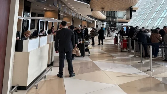 مغربي يُعثر عليه بجواز مزور في مطار باكو أثناء محاولة الوصول إلى فرنسا عبر تركيا