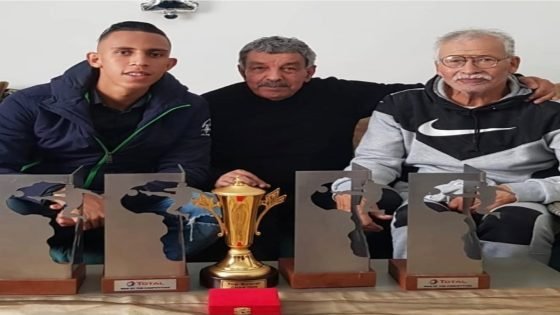 “يوعري” فريد زمانه..عامل الأمتعة الذي غادر بجنازة مهيبة و بوسام ملكي…