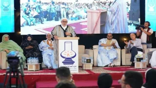 بنكيران بالعيون يحذر من شراء الأصوات ويدعو إلى التغيير عبر الانتخابات