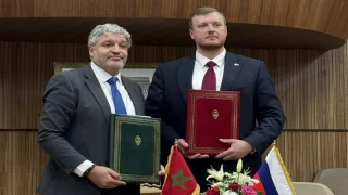 المغرب وروسيا يبحثان تعزيز الشراكة والتنسيق المشترك