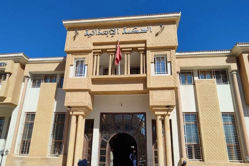 إدانة رئيس جماعة في قضية وفاة شابة: تفاصيل الحكم والمتابعة القضائية