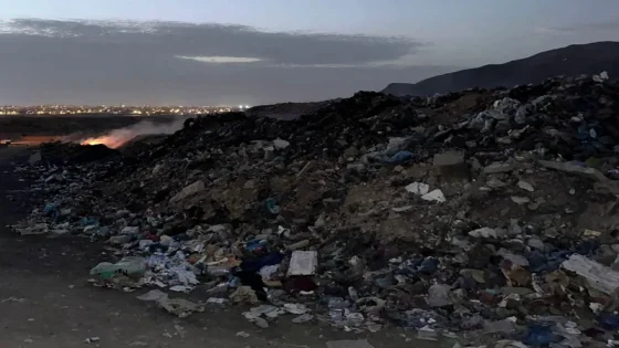 مطرح النفايات بمدينة كلميم: دخان ورائحة يثيران غضب السكان وتحديات إدارة غير مؤكدة